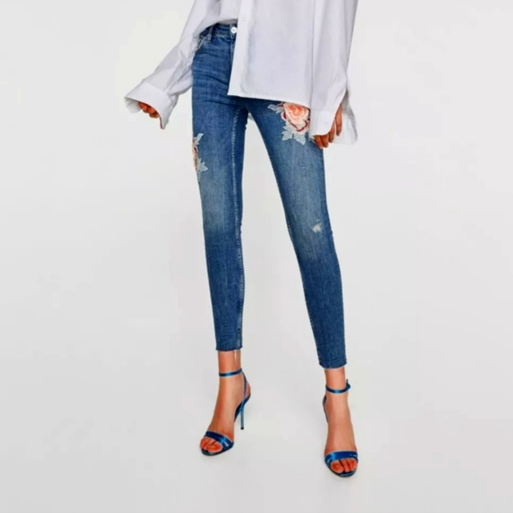 Zara $70 Mid Rise Skinny Jeans with 3D Florals Embroidery.